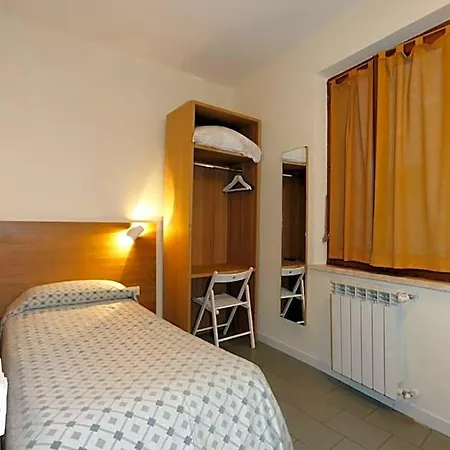 La Perla Hotel