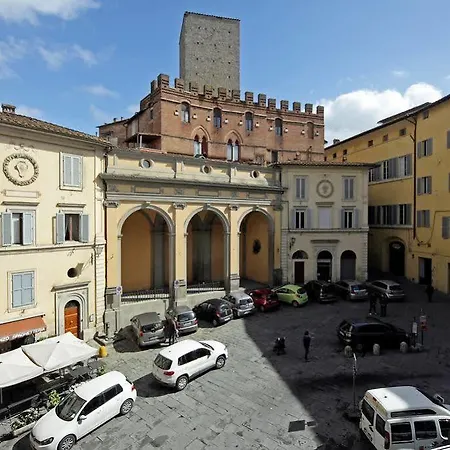 拉珀拉酒店 酒店 *